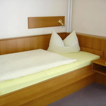 Aura Im Thuringer Wald Guest house